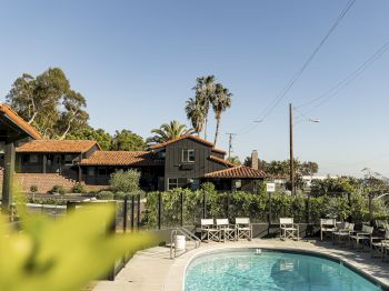 Pacifica Hotels